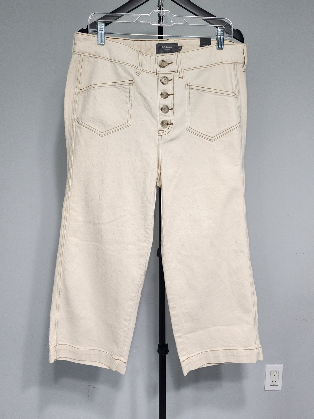 Torrid Cropped Wide Leg Jeans Denim Pants Beige Off White Exposed Button Fly